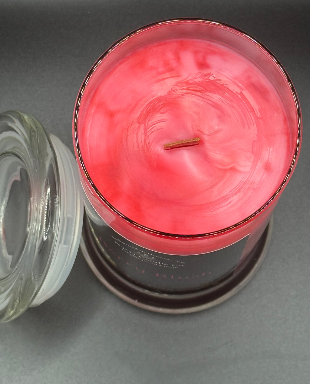 Berry Blush Candle ( 21 oz )